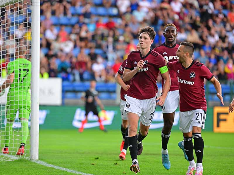 Soi kèo Sparta Prague vs Pardubice lúc 0h00 ngày 20/7/2024